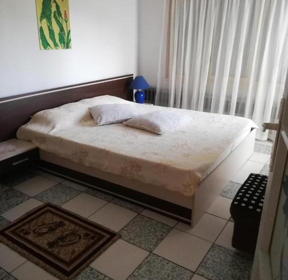 Апартаменты 2 Спальни, Villa Trakia