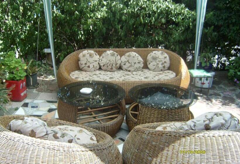 Номер Deluxe Вид на Море, Villa Trakia