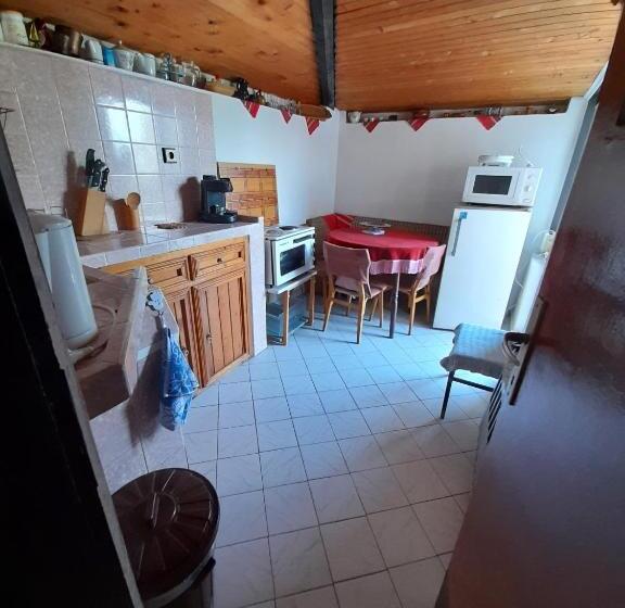 Номер Стандарт Боковой Вид на Море, Villa Trakia