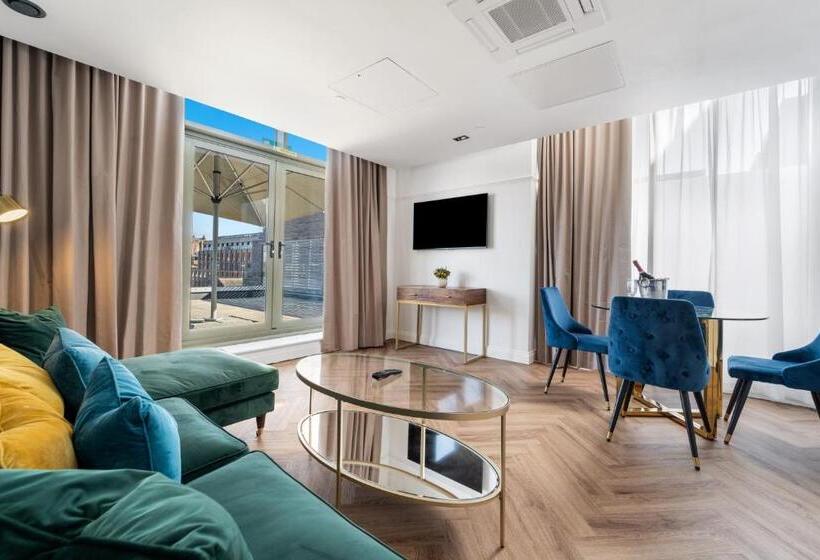 جناح دور أخير, Ropewalks Hotel, BW Premier Collection