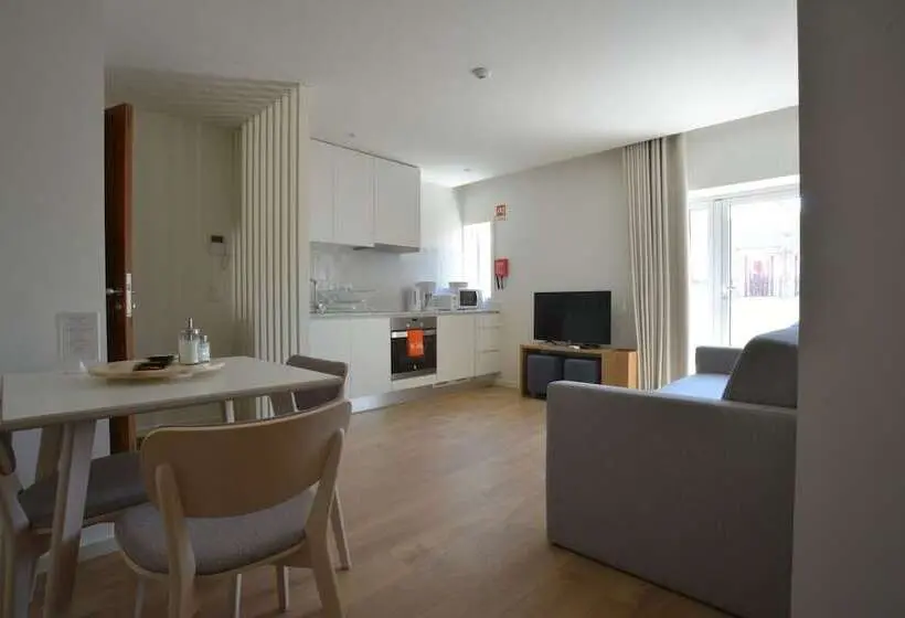 آپارتمان 1 خوابه با بالکن, Spot Family Apartments