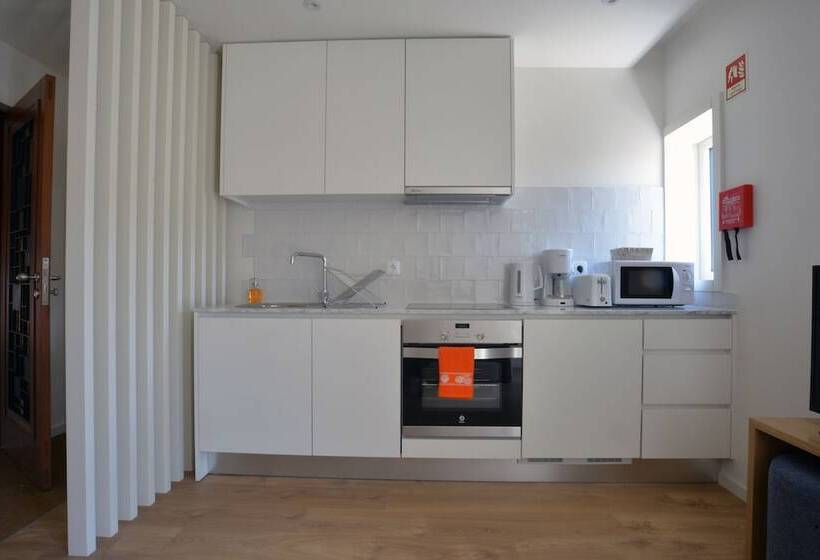 آپارتمان 1 خوابه با بالکن, Spot Family Apartments