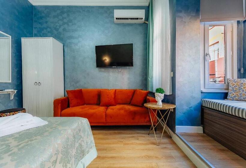 デラックストリプルルーム, Taksim Bi Center Suites