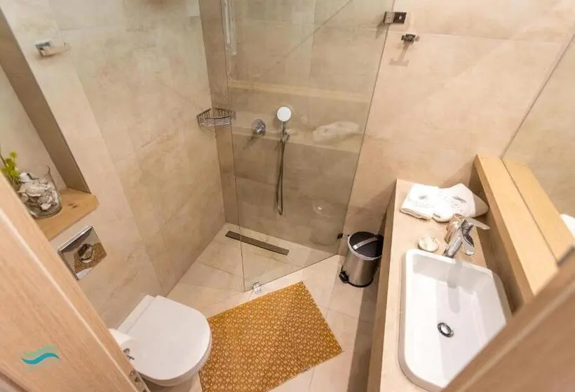 Deluxe-perhehuone, Plataria Seaside Resort
