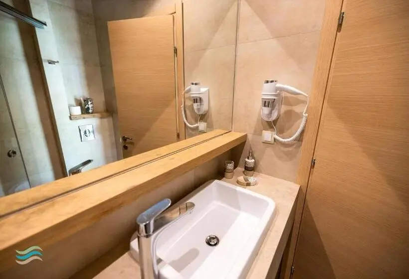 Deluxe-perhehuone, Plataria Seaside Resort