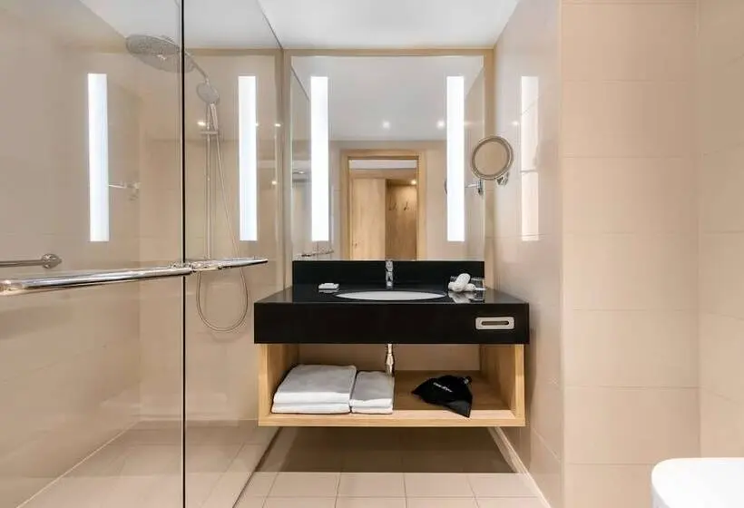 Premium room w/ mountain view, Radisson Blu Hotel & Residences