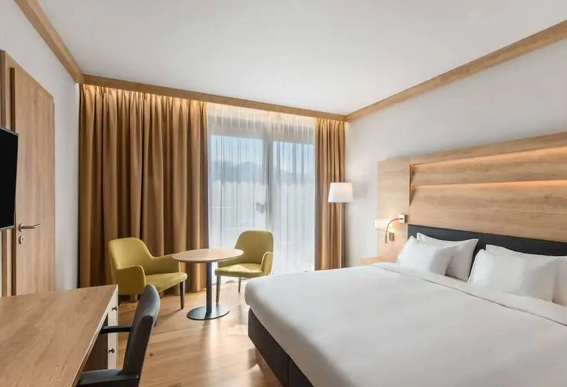 Premium room w/ mountain view, Radisson Blu Hotel & Residences
