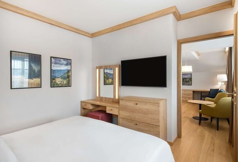 سوییت, Radisson Blu Hotel & Residences