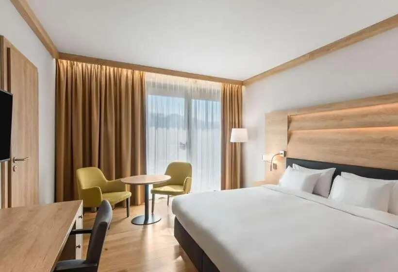 Premium room w/ mountain view, Radisson Blu Hotel & Residences