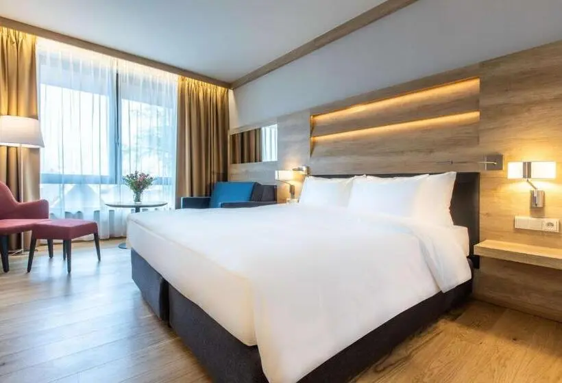 マウンテンビューファミリールーム, Radisson Blu Hotel & Residences