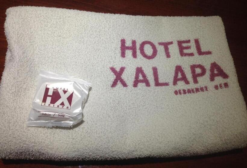 اتاق استاندارد چهار تخته, Xalapa