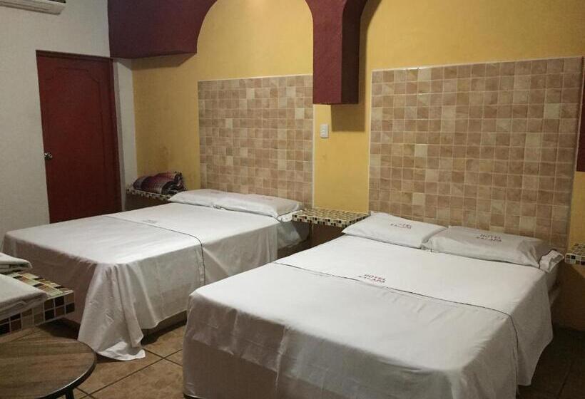 اتاق استاندارد چهار تخته, Xalapa