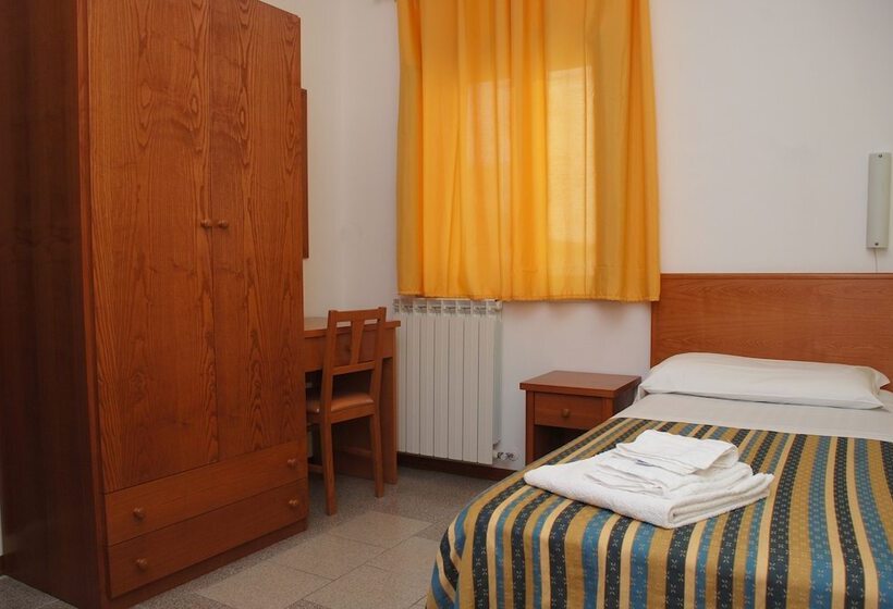 スタンダードシングルルーム, B&b Sant'eufemia