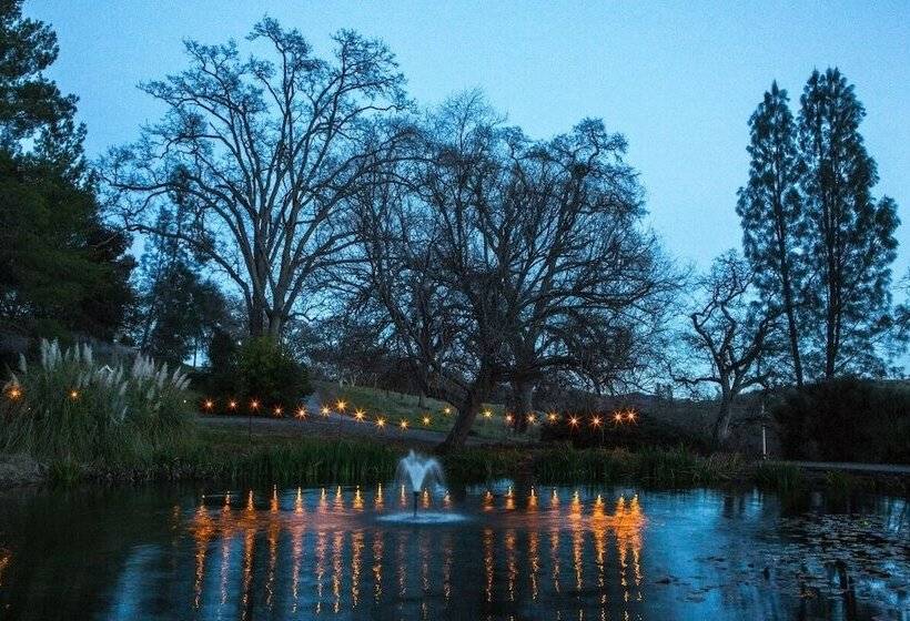 3ベッドルームハウス, Bed & Barrel At Stonehouse Cellars