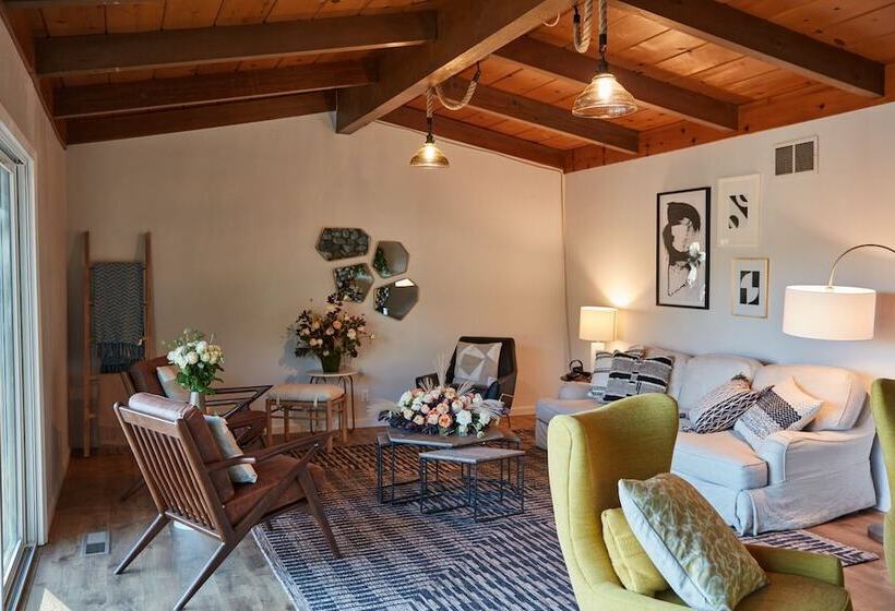 3ベッドルームハウス, Bed & Barrel At Stonehouse Cellars