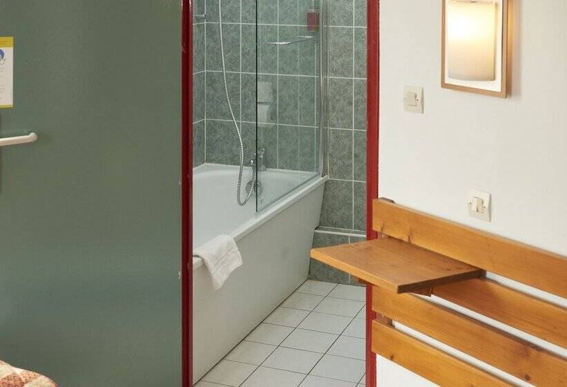 اتاق استاندارد سه نفره, Chambres D'hotes Du Colvert