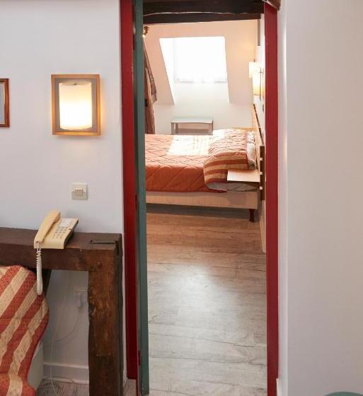 اتاق خانوادگی, Chambres D'hotes Du Colvert