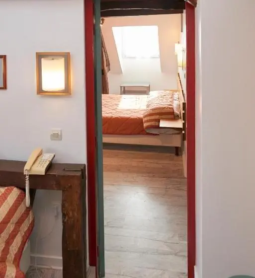 ファミリールーム, Chambres D'hotes Du Colvert