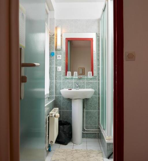 اتاق استاندارد سه نفره, Chambres D'hotes Du Colvert