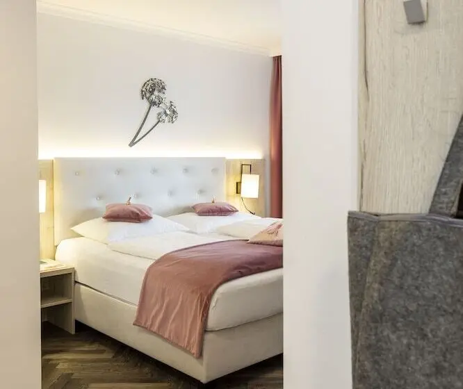 バルコニー付きデラックスルーム, Boutiquehotel Bergvilla