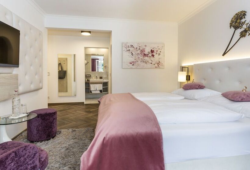 Номер Deluxe с Балконом, Boutiquehotel Bergvilla