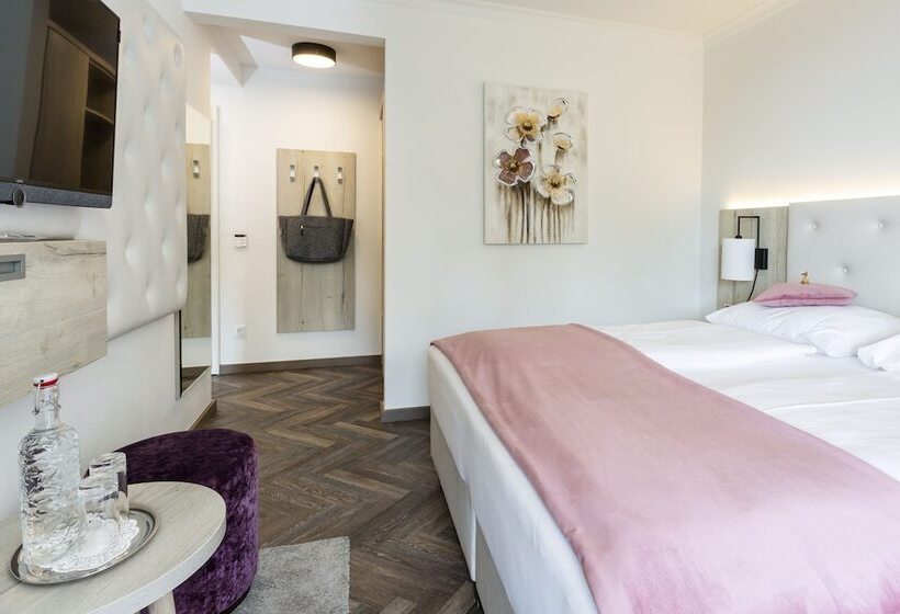 غرفة ديلوكس مزودة بشرفة, Boutiquehotel Bergvilla