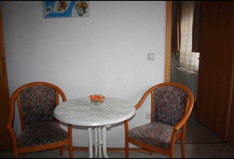 스탠다드 싱글 룸, Anker