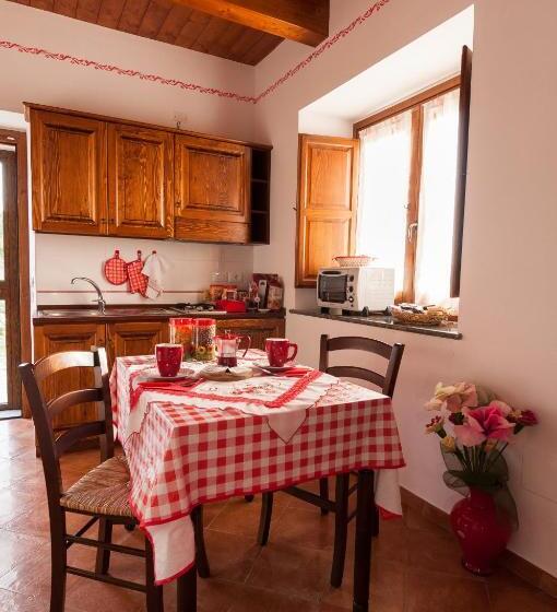 חדר משפחתי, Azienda Agrituristica La Casetta Del Pollino