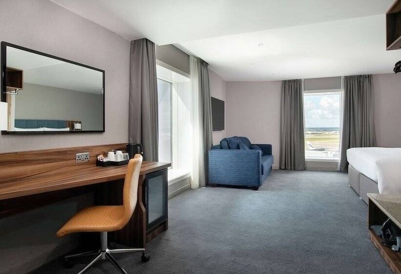 家庭间, Hilton Garden Inn London Heathrow Terminal 2 And 3