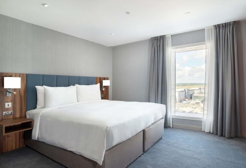 家庭间, Hilton Garden Inn London Heathrow Terminal 2 And 3