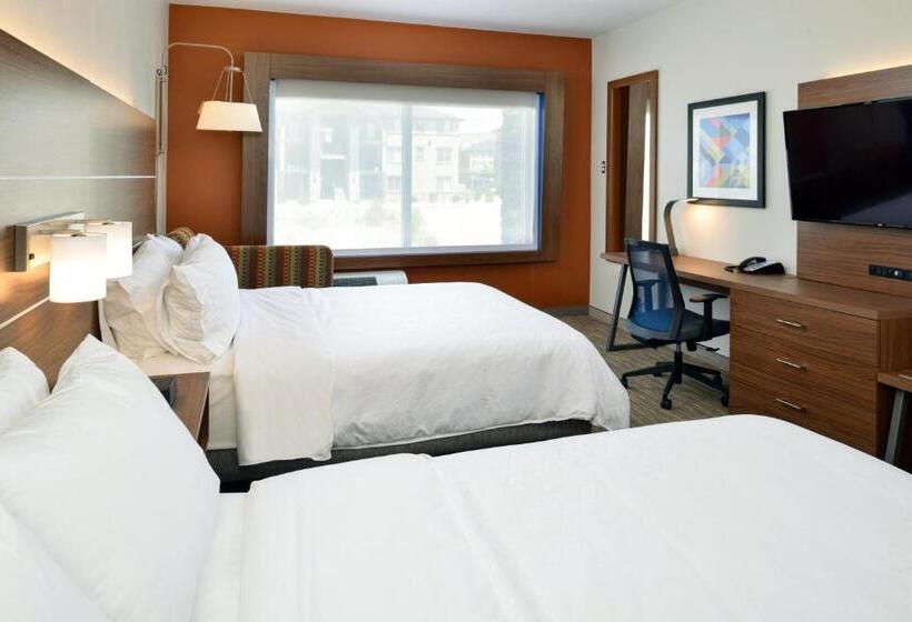 适合残疾人使用的标准间, Holiday Inn Express & Suites   Elko, An Ihg