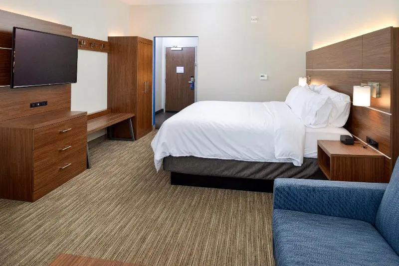 身障者適用スイートルーム, Holiday Inn Express & Suites Elko, An Ihg