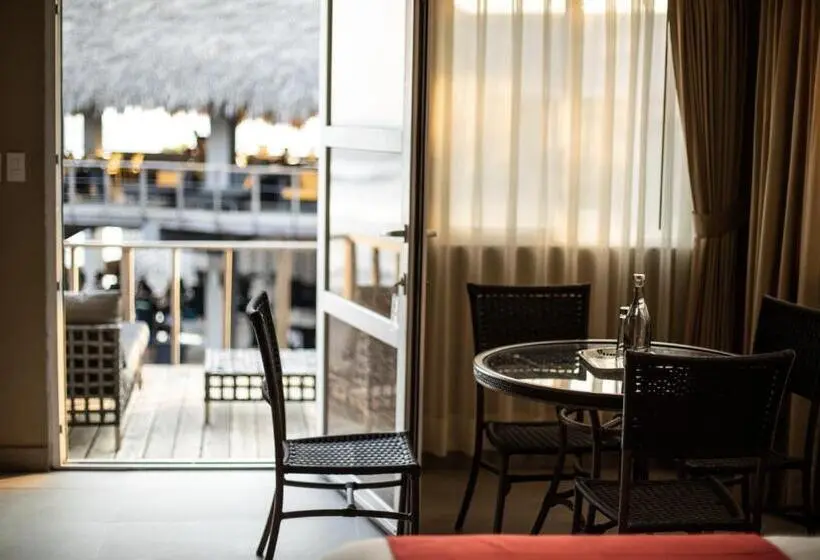 デラックスルーム, Casa De Mar Hotel And Villas