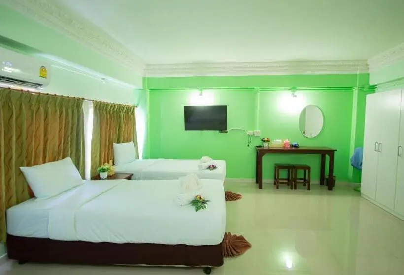 スタンダード４人部屋, Anchalee Resort
