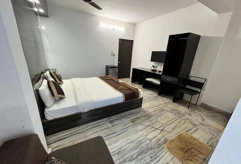 디럭스 룸, Bom Sucesso, Candolim Beach