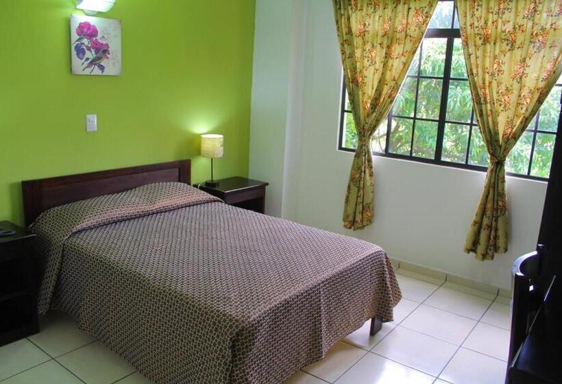 스탠다드 룸, Hostal De Asturias