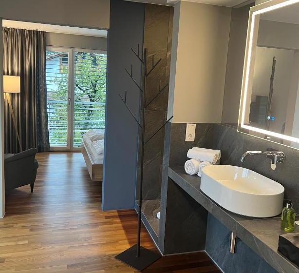 스위트, Jardis Boutique