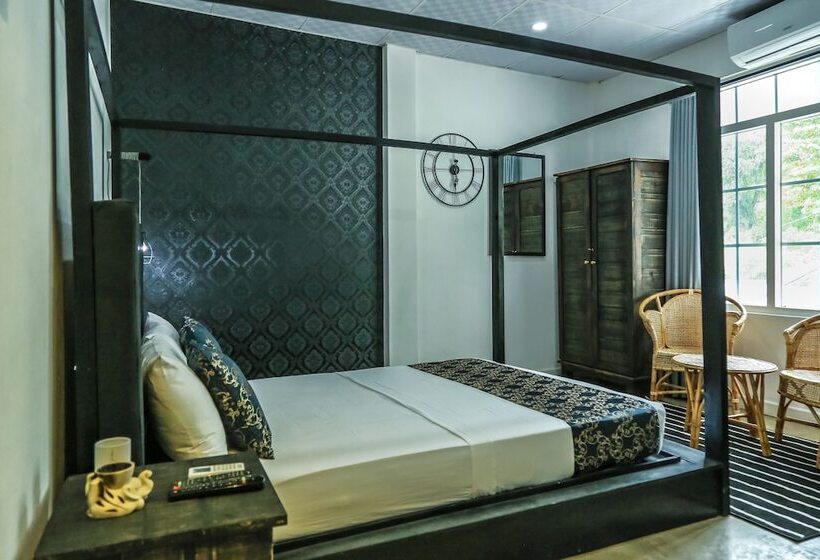 디럭스 룸, Mintaas