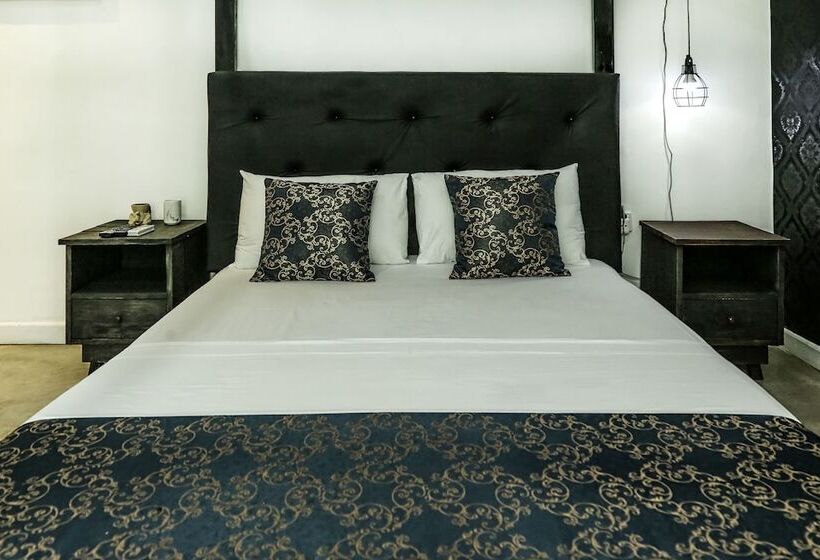 디럭스 룸, Mintaas