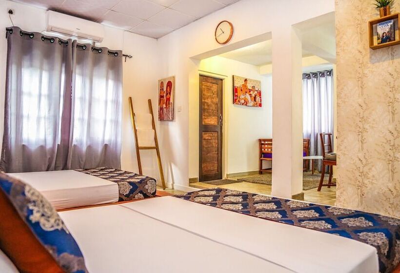 디럭스 4인 룸, Mintaas