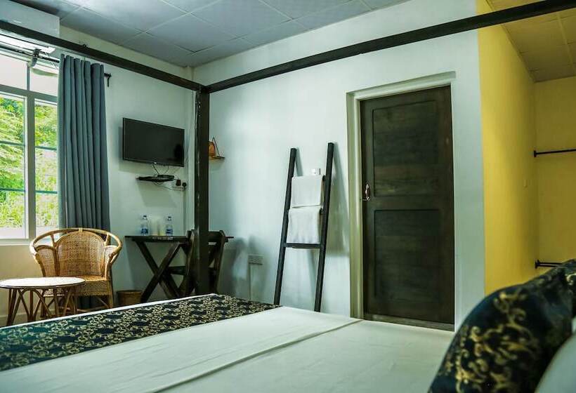 디럭스 룸, Mintaas