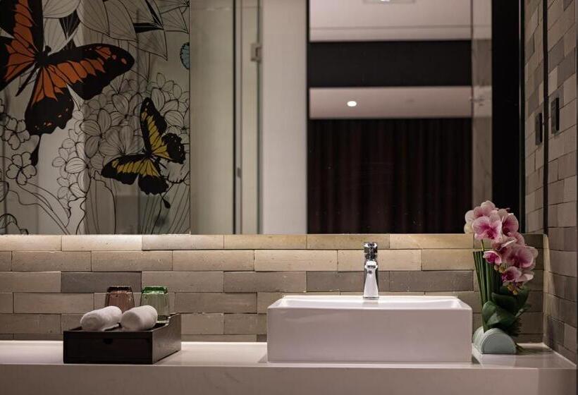 Quarto Deluxe Cama King, Paco Hotel Chebeinan Metro Guanghzou
