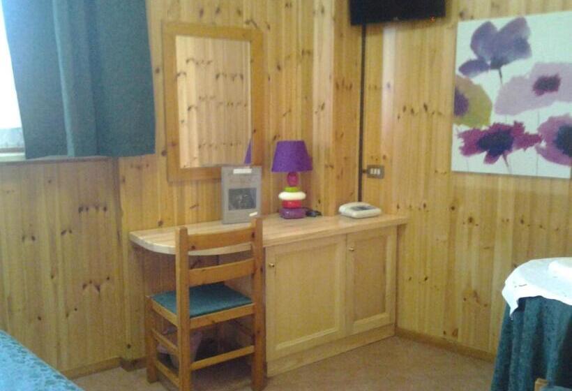 חדר סטנדרט מותאם לאדם עם מוגבלויות, Villa Stella