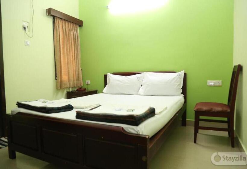 Habitació Estàndard, Harish