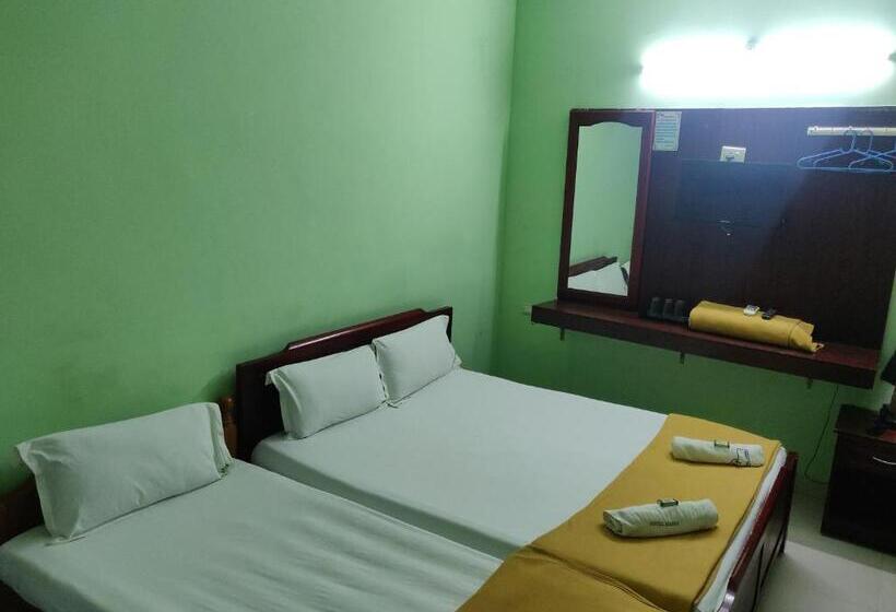 Habitació Triple Estàndard, Harish