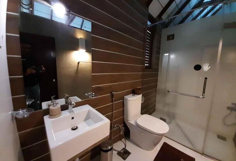 اتاق استاندارد سه نفره, Oasis Bungalow   Nuwara Eliya