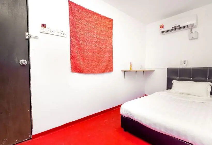 Habitación Estàndard Individual, By The River