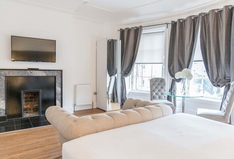 标准工作室, Edinburgh Castle Apartments