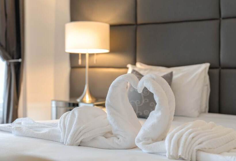 标准工作室, Edinburgh Castle Apartments