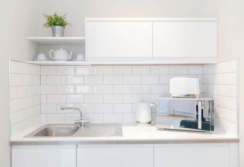 标准工作室, Edinburgh Castle Apartments